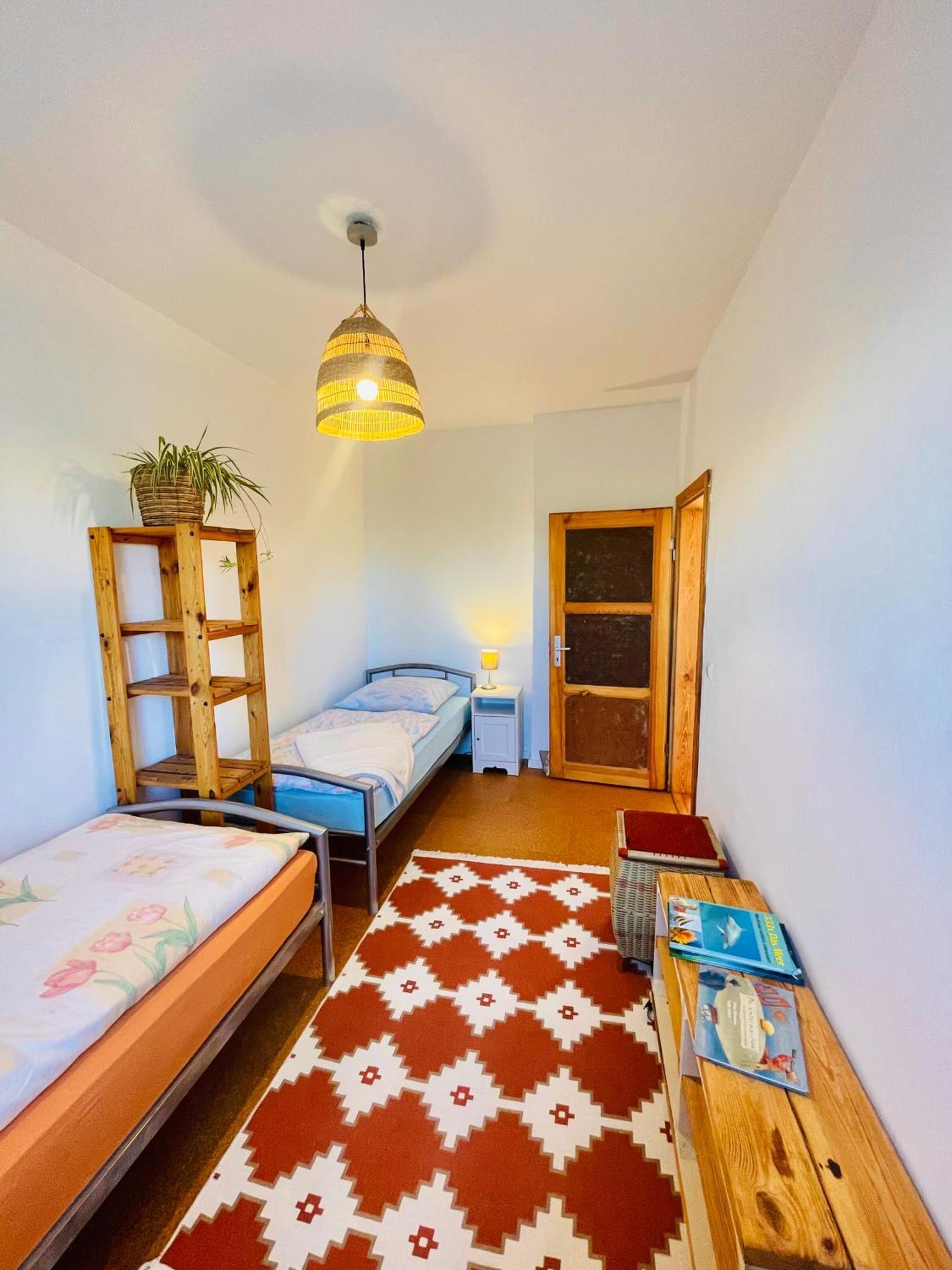 "Mts-Haus Zettemin" - 2 Familienfreundliche Ferienwohnungen In Mecklenburg Bagian luar foto